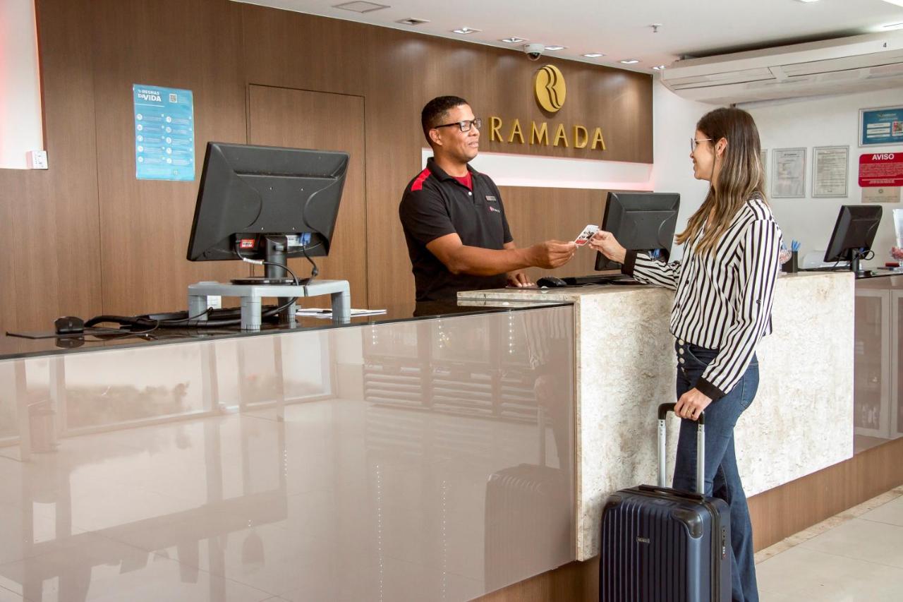 Ramada Hotel & Suites Campos Pelinca Campos dos Goytacazes Exteriör bild