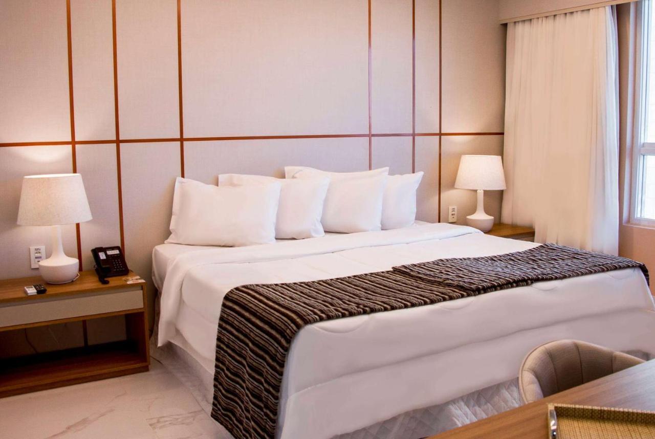 Ramada Hotel & Suites Campos Pelinca Campos dos Goytacazes Exteriör bild