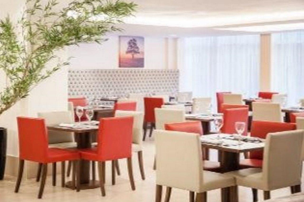 Ramada Hotel & Suites Campos Pelinca Campos dos Goytacazes Exteriör bild