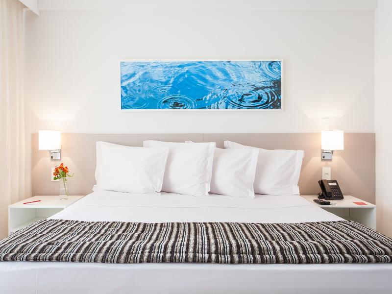 Ramada Hotel & Suites Campos Pelinca Campos dos Goytacazes Exteriör bild